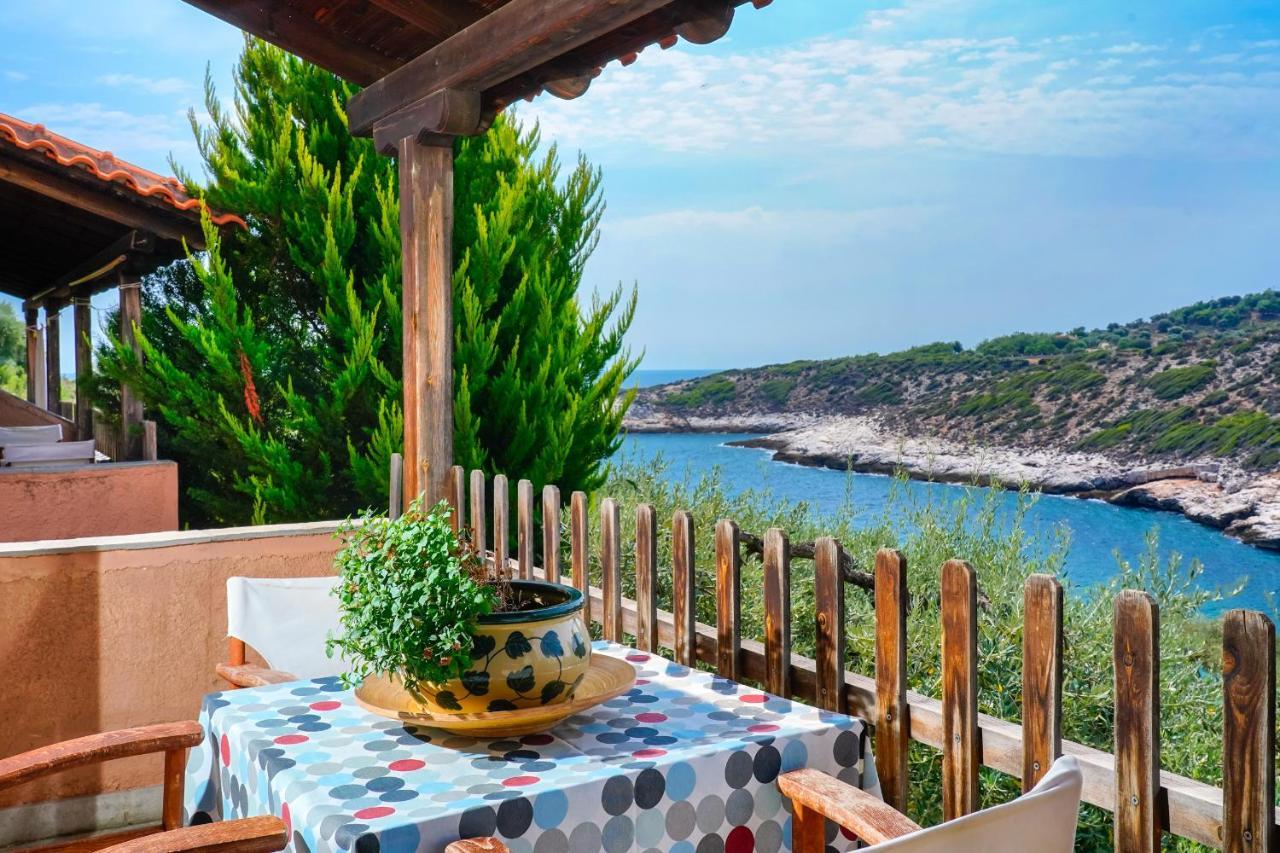 Giola Bungalows Sirines Astris Bagian luar foto